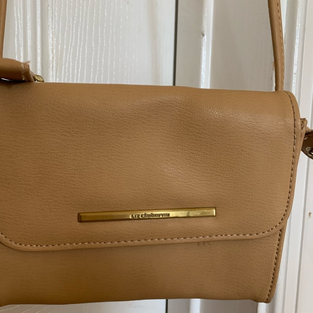 A beautiful gentle used bag